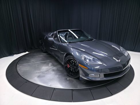 Used 2009 Chevrolet Corvette Convertible w/ Preferred Equipment Group RWD image 38