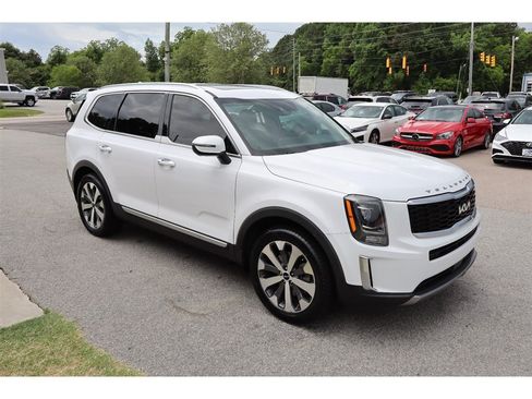 Used 2022 Kia Telluride S FWD image 7