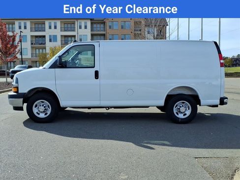 New 2025 Chevrolet Express 2500 w/ Driver Convenience Package image 37