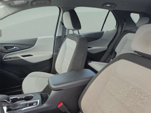 Used 2022 Chevrolet Equinox LS FWD image 20
