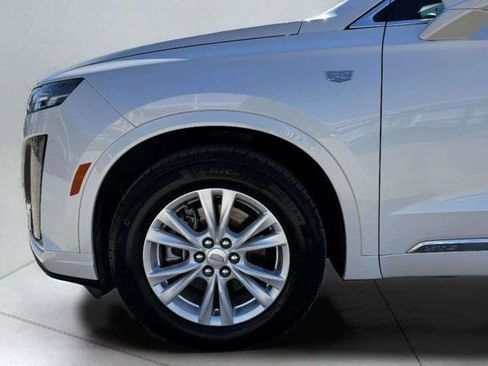 Used 2023 Cadillac XT6 Luxury FWD image 70