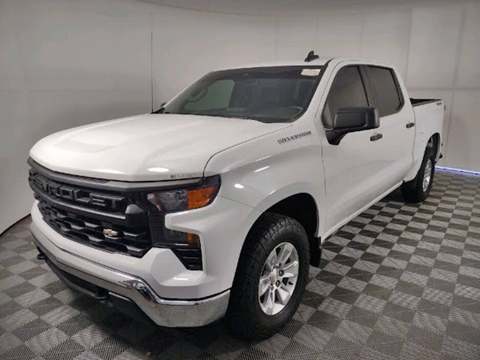 Used 2022 Chevrolet Silverado 1500 W/T w/ Trailering Package AWD/4WD image 4