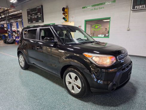 Used 2016 Kia Soul image 4