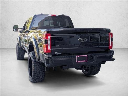 New 2026 Ford F250 Lariat w/ Black Appearance Package image 9