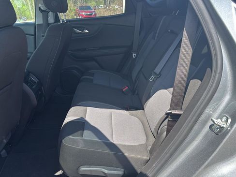 Used 2025 Chevrolet Blazer LT image 11