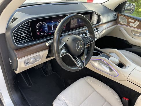 Certified 2024 Mercedes-Benz GLE 450 4MATIC image 18