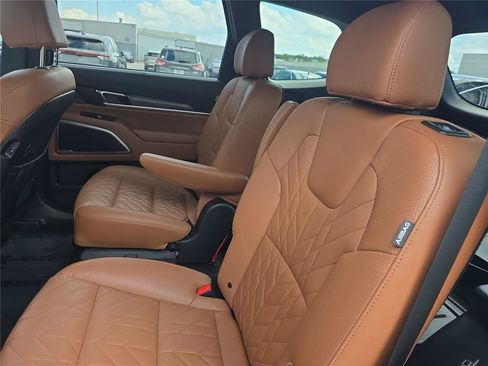 Used 2025 Kia Telluride EX X-Line AWD/4WD image 15