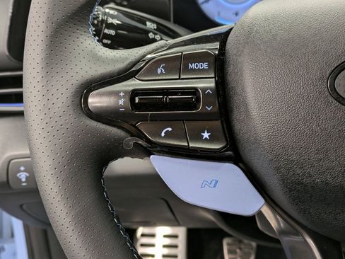 Used 2025 Hyundai Elantra N image 16