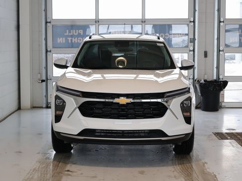New 2026 Chevrolet Trax LT w/ Driver Confidence Package image 5