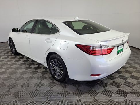 Used 2014 Lexus ES 350 w/ Premium Package FWD image 5