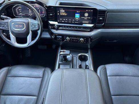 Used 2024 GMC Sierra 1500 SLT w/ SLT Premium Plus Package AWD/4WD image 15