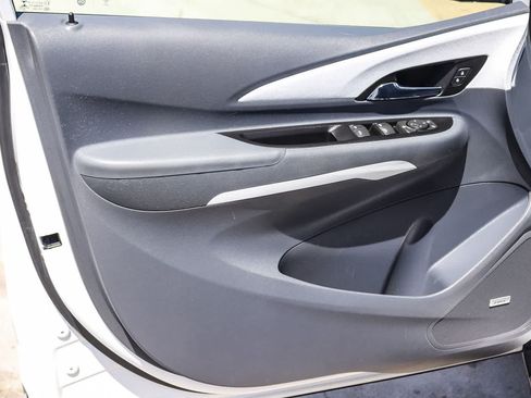 Used 2020 Chevrolet Bolt Premier w/ Infotainment Package FWD image 20