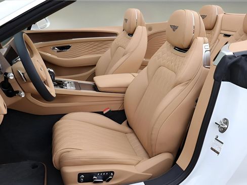 New 2026 Bentley Continental GTC AWD/4WD image 21