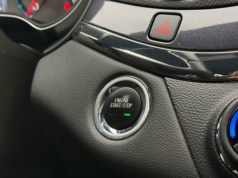 Used 2018 Chevrolet Impala Premier w/ Premier Confidence Package image 25