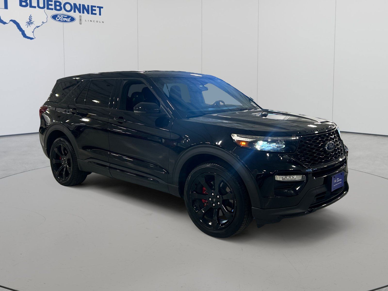 Used 2022 Ford Explorer ST w/ Equipment Group 401A AWD/4WD image 3