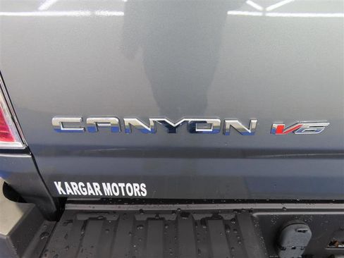 Used 2019 GMC Canyon Denali image 12