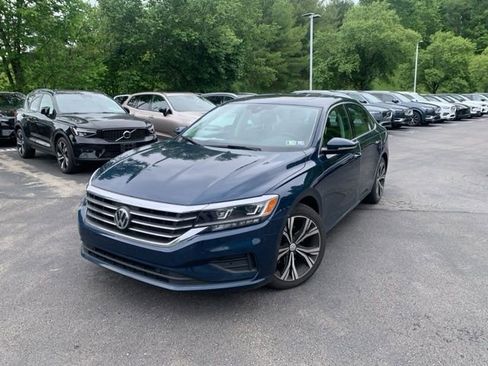 Used 2020 Volkswagen Passat 2.0T SEL FWD image 1