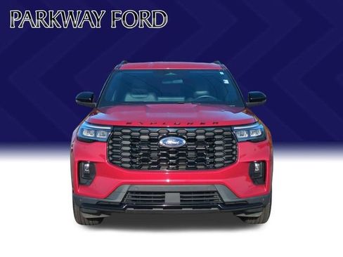 Used 2025 Ford Explorer ST-Line AWD/4WD image 8