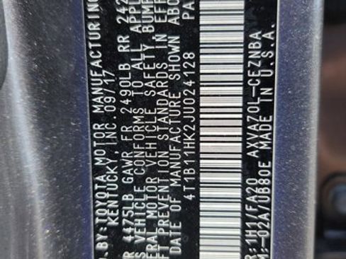 Used 2018 Toyota Camry LE FWD image 22