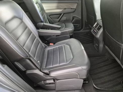 Used 2022 Volkswagen Atlas SEL Premium AWD/4WD image 35