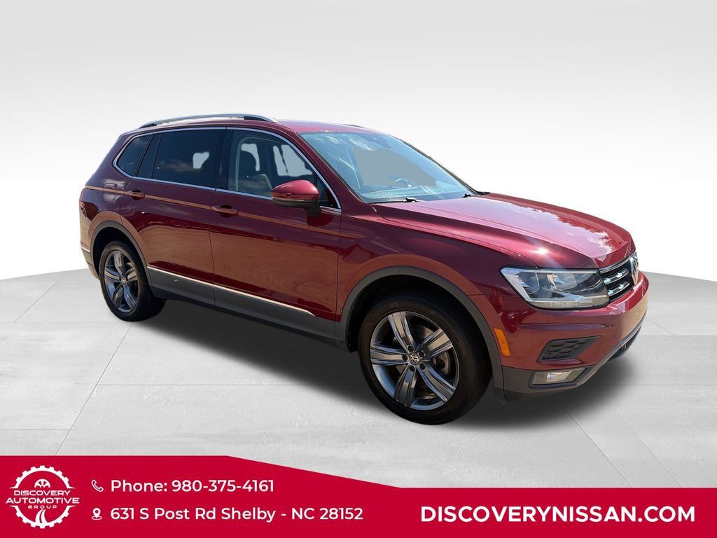 Used 2020 Volkswagen Tiguan SEL AWD/4WD image 4