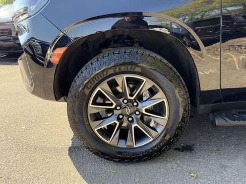 Certified 2021 Chevrolet Tahoe Z71 w/ Z71 Off-Road Package AWD/4WD image 6