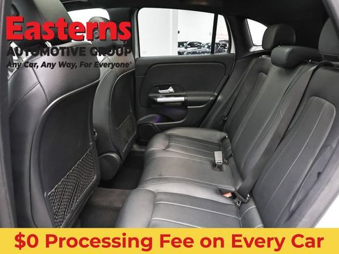 Used 2022 Mercedes-Benz GLA 250 4MATIC w/ Premium Package Lite image 23