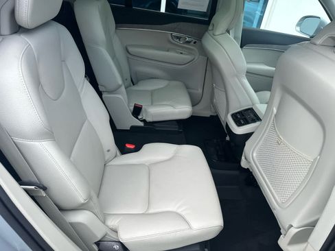 Used 2024 Volvo XC90 B6 Plus AWD/4WD image 38