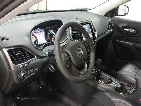 Used 2022 Jeep Cherokee Limited AWD/4WD image 18