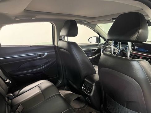 Used 2023 Hyundai Sonata Limited image 15