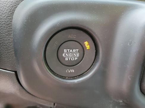 Used 2021 Jeep Gladiator Mojave AWD/4WD image 20