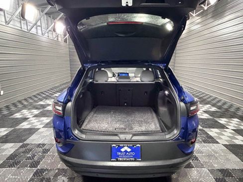 Used 2021 Volkswagen ID.4 Pro S image 34