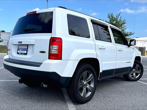 Used 2017 Jeep Patriot Sport w/ Power Value Group AWD/4WD image 4