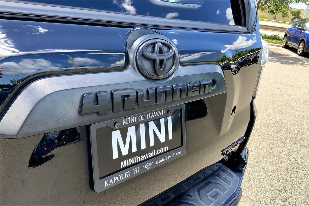 Used 2018 Toyota 4Runner TRD Pro AWD/4WD image 8