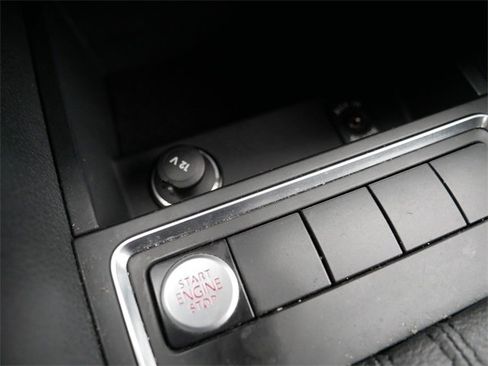 Used 2015 Volkswagen Jetta S image 31