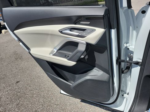 Used 2025 Audi Q5 Premium Plus w/ Premium Plus image 16