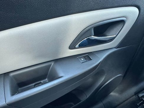 Used 2016 Chevrolet Cruze LT image 38