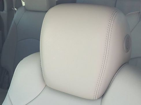 Used 2017 Buick Enclave Leather w/ Enclave Sport Touring Edition FWD image 23