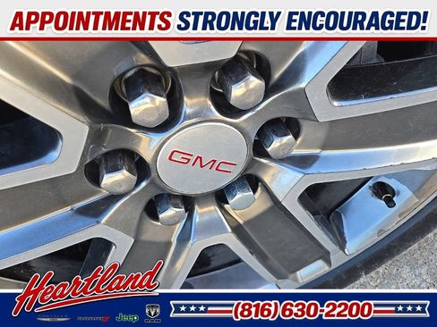 Used 2019 GMC Acadia Denali AWD/4WD image 26