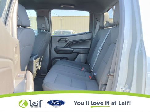 Used 2024 Chevrolet Colorado Trail Boss w/ Technology Package image 24