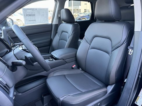 New 2026 Nissan Pathfinder SL image 31