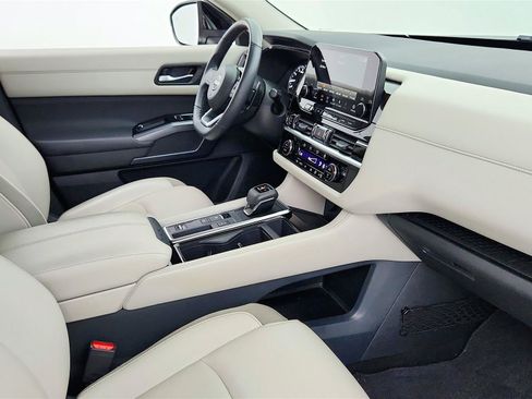 Used 2024 Nissan Pathfinder SL w/ Cargo Package FWD image 34