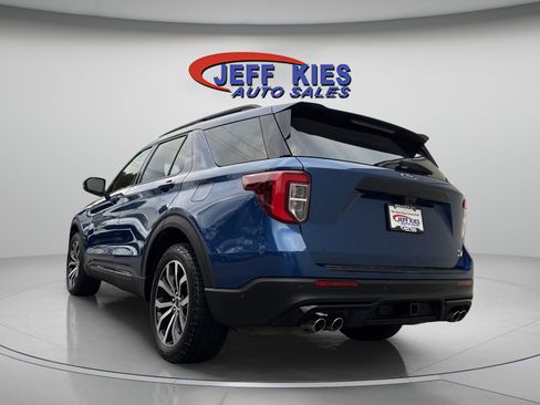 Used 2020 Ford Explorer ST w/ Premium Technology Package image 5