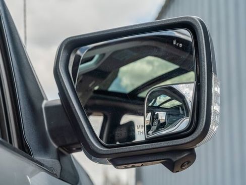 Used 2021 Ford F150 Limited image 13