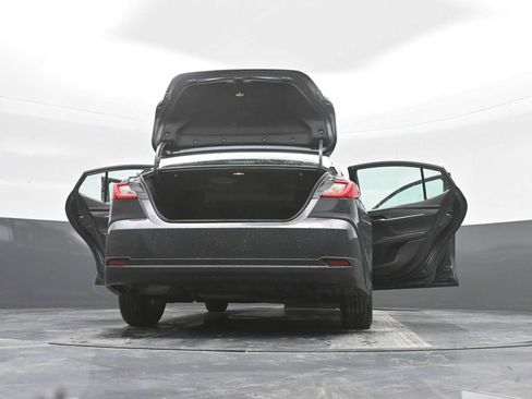 Used 2025 Toyota Camry LE w/ Convenience Package image 42