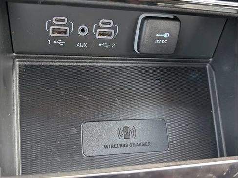 Used 2023 Jeep Grand Cherokee L Limited w/ Luxury Tech Group II AWD/4WD image 17