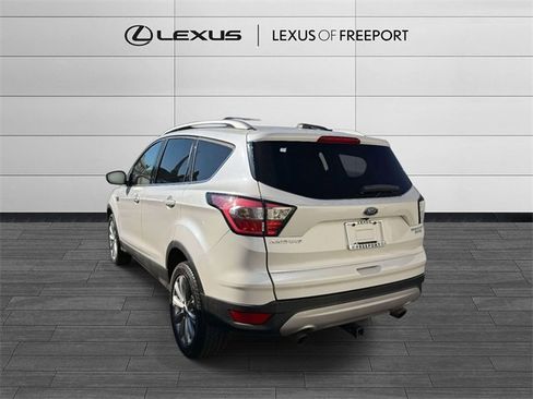 Used 2017 Ford Escape Titanium image 6