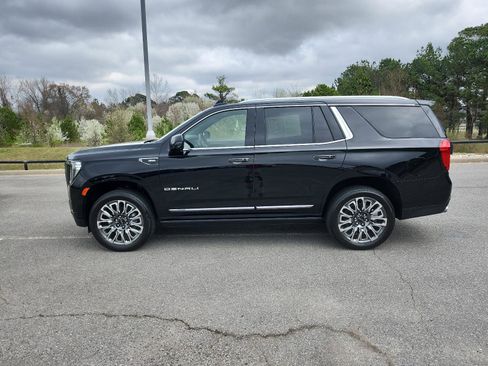 Certified 2024 GMC Yukon Denali Ultimate image 2