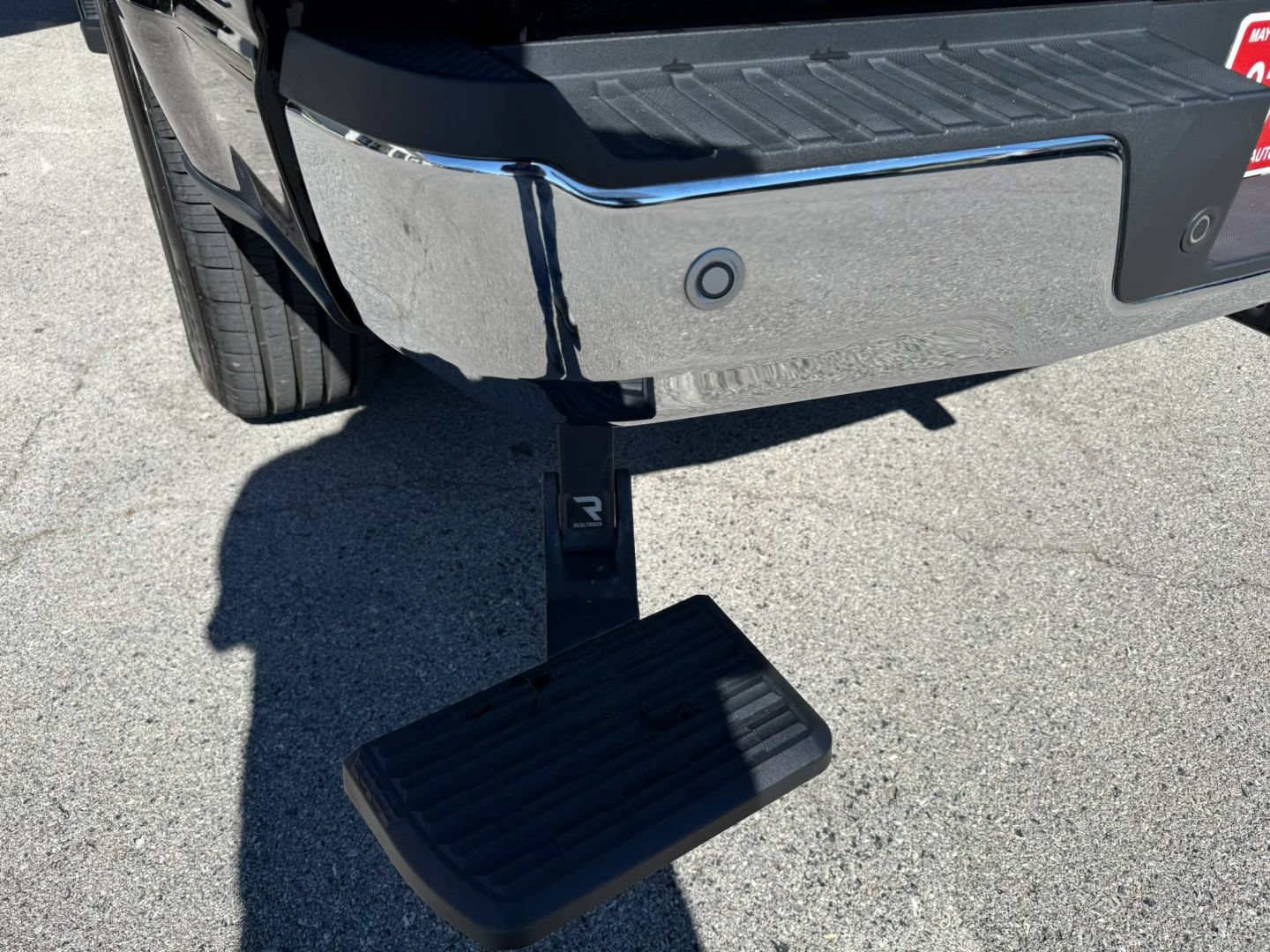 Used 2024 Ford F150 Lariat w/ Tow/Haul Package AWD/4WD image 34