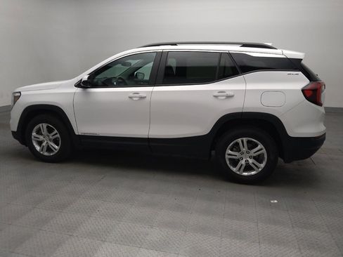 Used 2024 GMC Terrain SLE w/ Driver Convenience Package AWD/4WD image 3